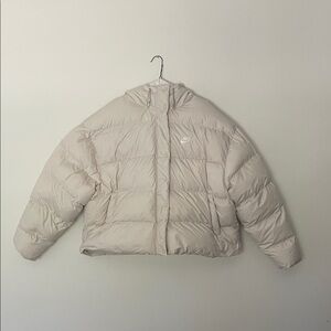 NWT Nike Women's Beige Puffer Jacket